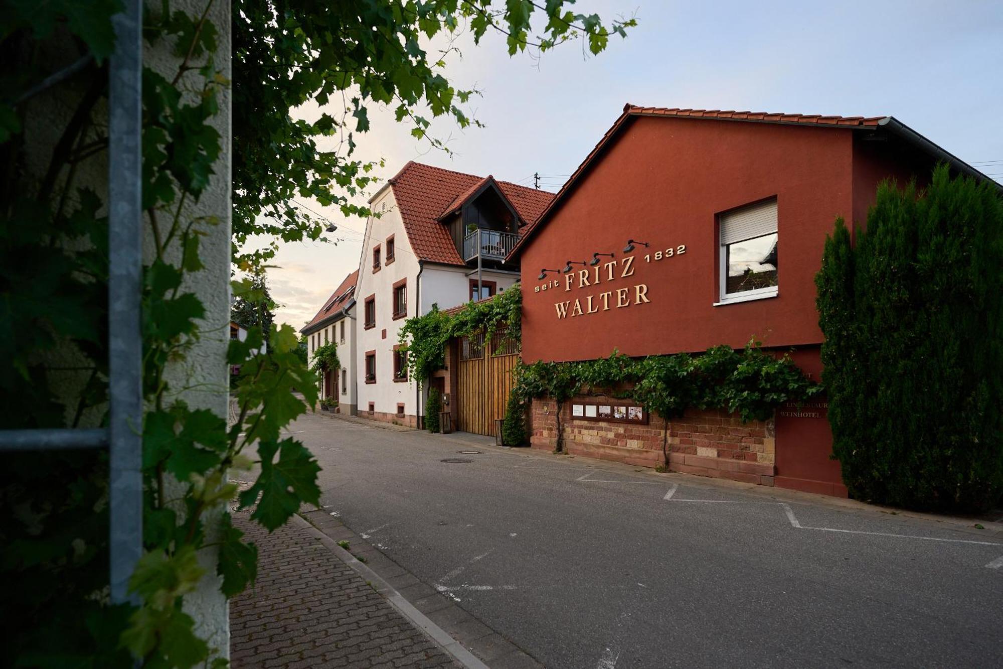 Weinhotel Fritz Walter Niederhorbach Εξωτερικό φωτογραφία